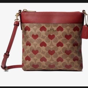 Kitt Messenger Crossbody In Signature Canvas With Heart Print